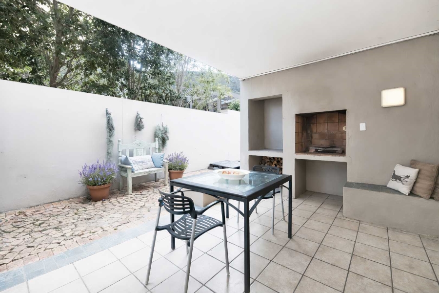 7 Bedroom Property for Sale in Hermanus Heights Western Cape